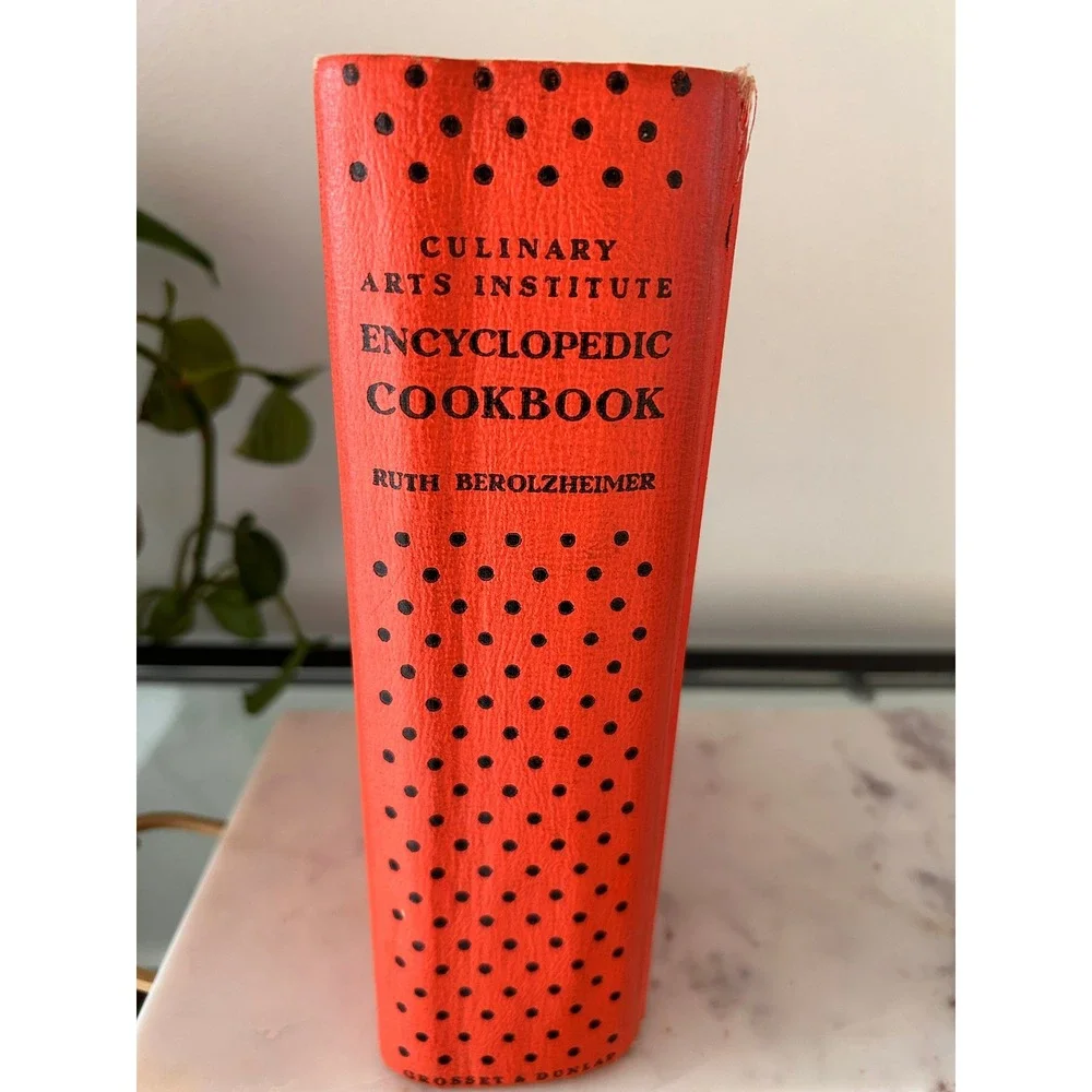 Culinary Arts Institute Encyclopedic Cookbook 1962 Ruth Berolzheimer Polka Dot